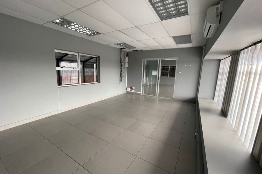 To Let commercial Property for Rent in Greenbushes Industrial Park Eastern Cape